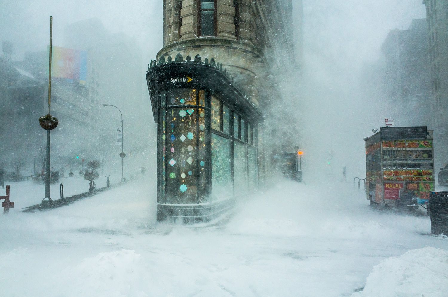 Flatiron Building in the snowstorm